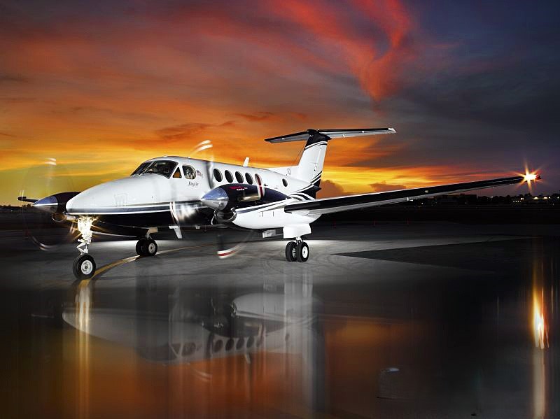 King Air 200 N400SC - Exterior - ALTERNATE VERSION 1 NEW (1)